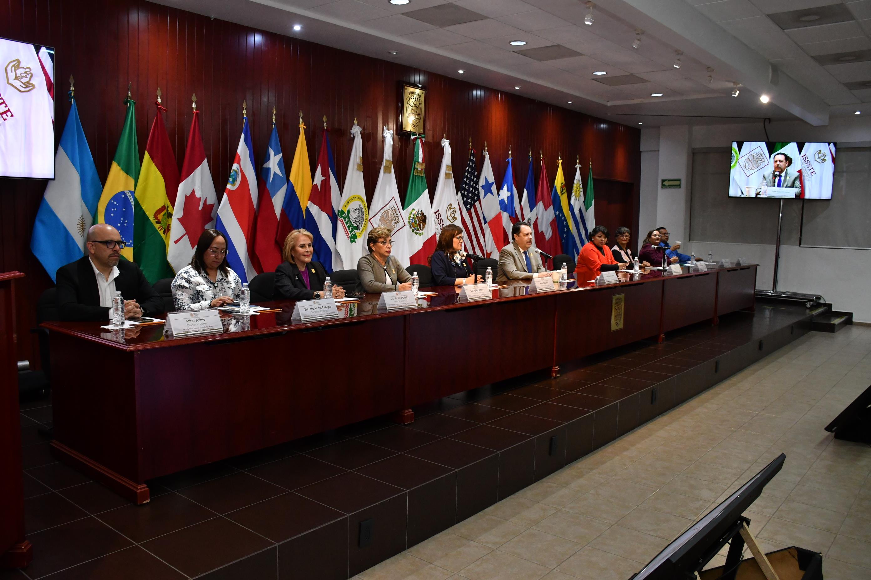  Salutación de la Sección XLI, Hospital Regional "1° de Octubre"